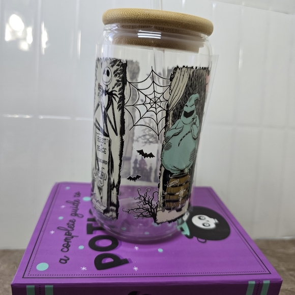 Jack Skellington Glass Tumbler with Bamboo Lid Nightmare Before Christmas 16oz - Picture 3 of 3